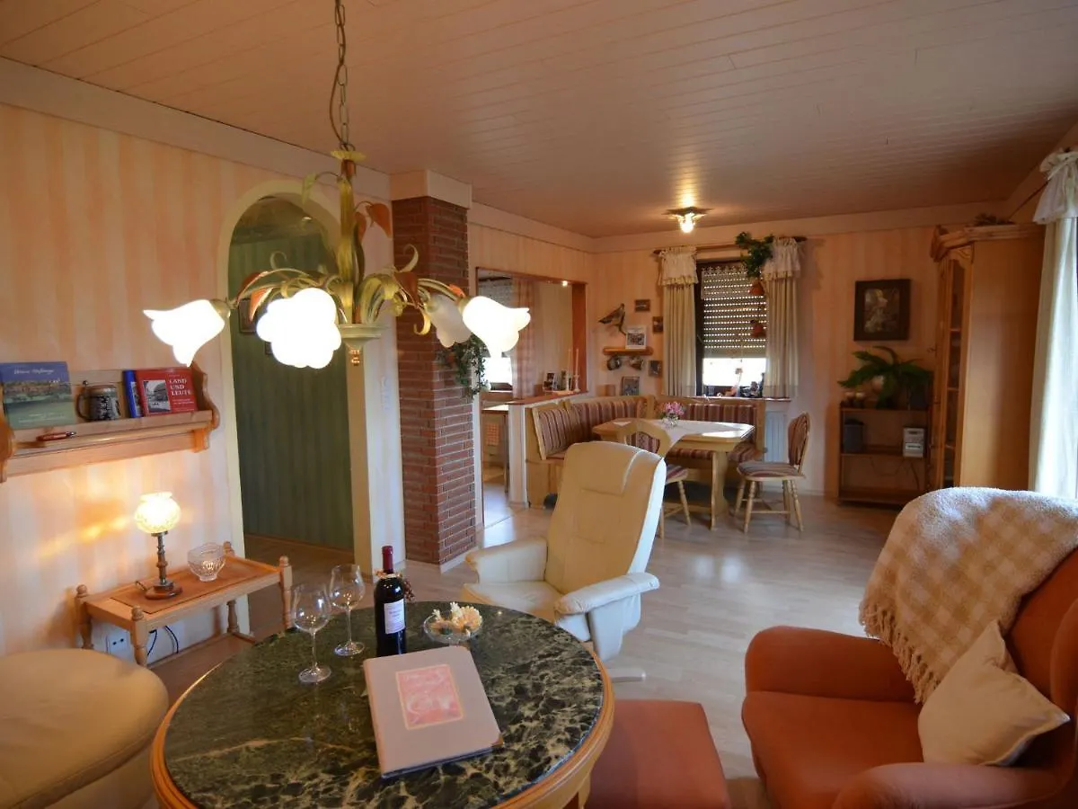 Apartment With Garden In Zeil Am Main גרמניה