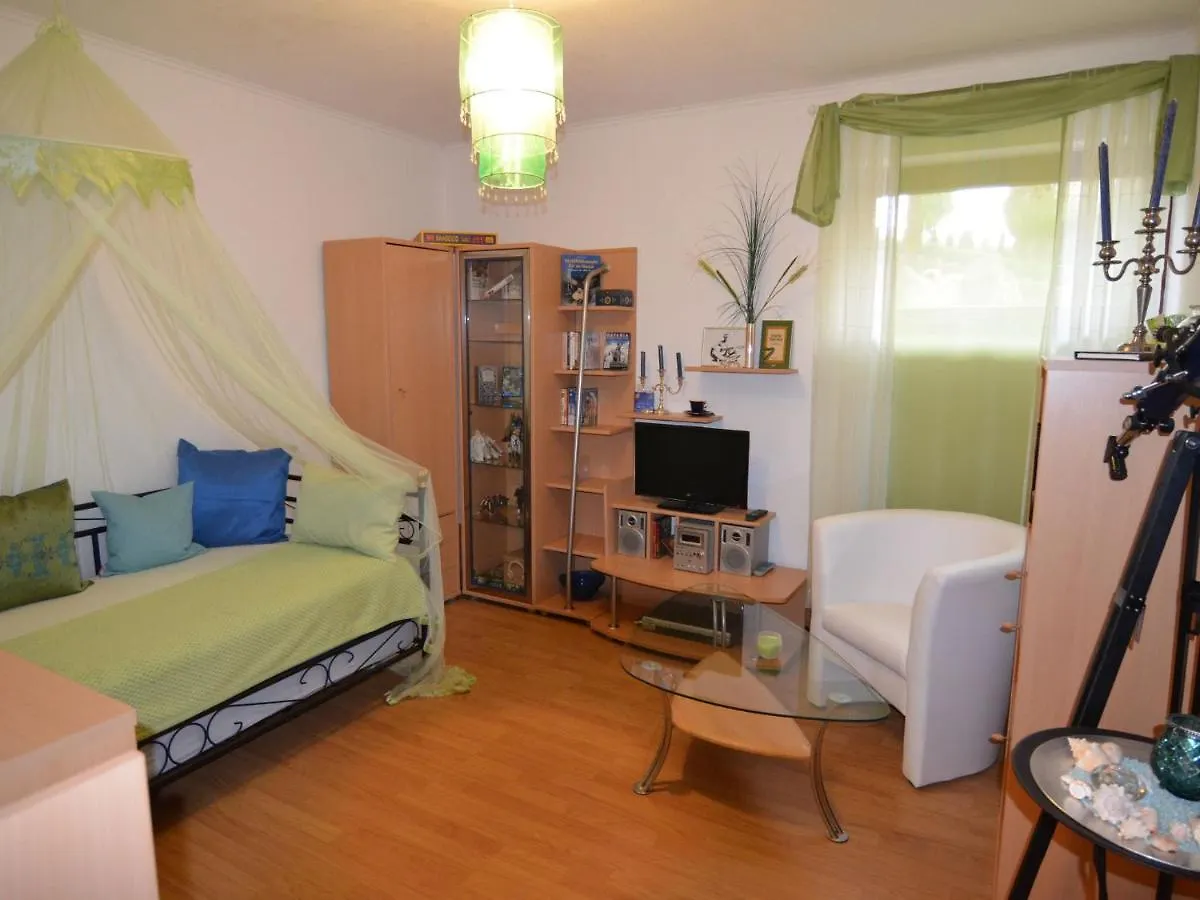 בית נופש Apartment With Garden In Zeil Am Main גרמניה